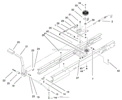 TRACTION CLUTCHING ASSEMBLY