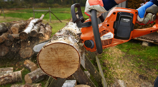Husqvarna Cordless Chainsaw